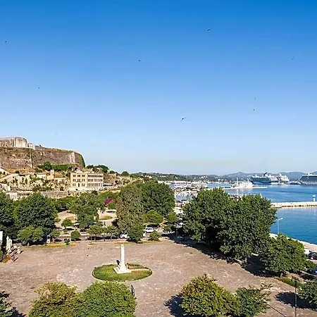 Penthouse Sea View Hotel 2*